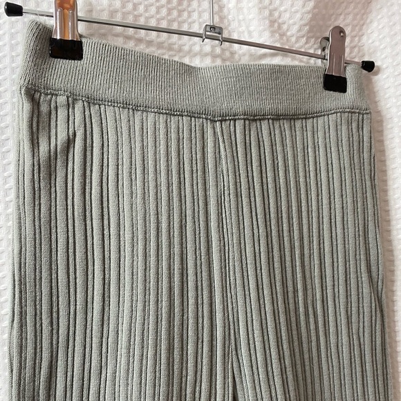 NWOT ASOS High Rise Knit Flare Pants - Picture 2 of 5